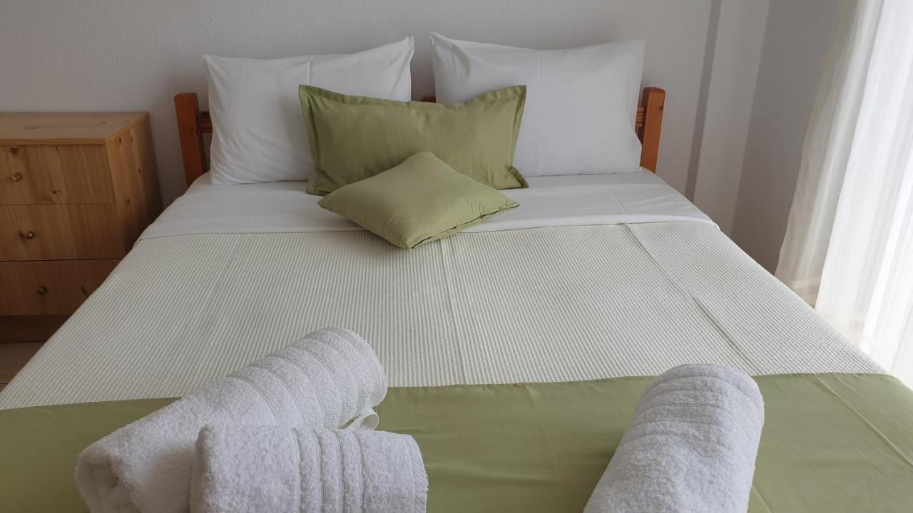 Katerina Rodon Apartments Nea Roda Dış mekan fotoğraf