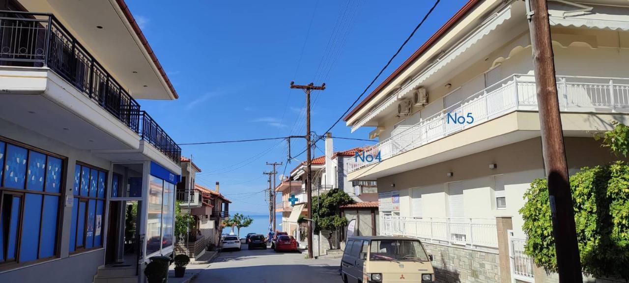Katerina Rodon Apartments Nea Roda Dış mekan fotoğraf